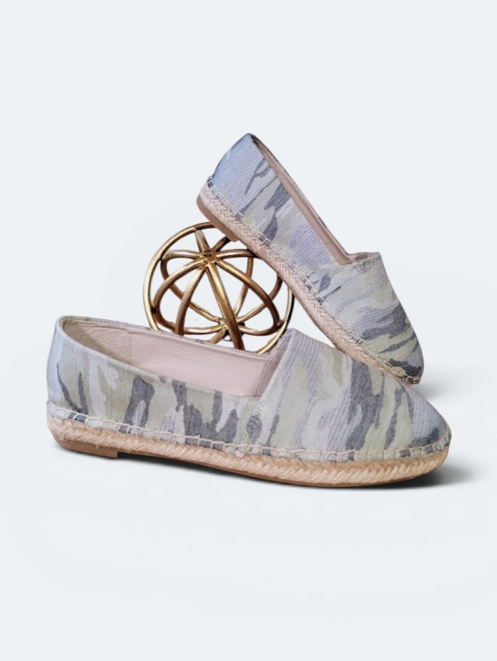 Sanctuary Havana Camo Print Espadrille Flats Size 8.5